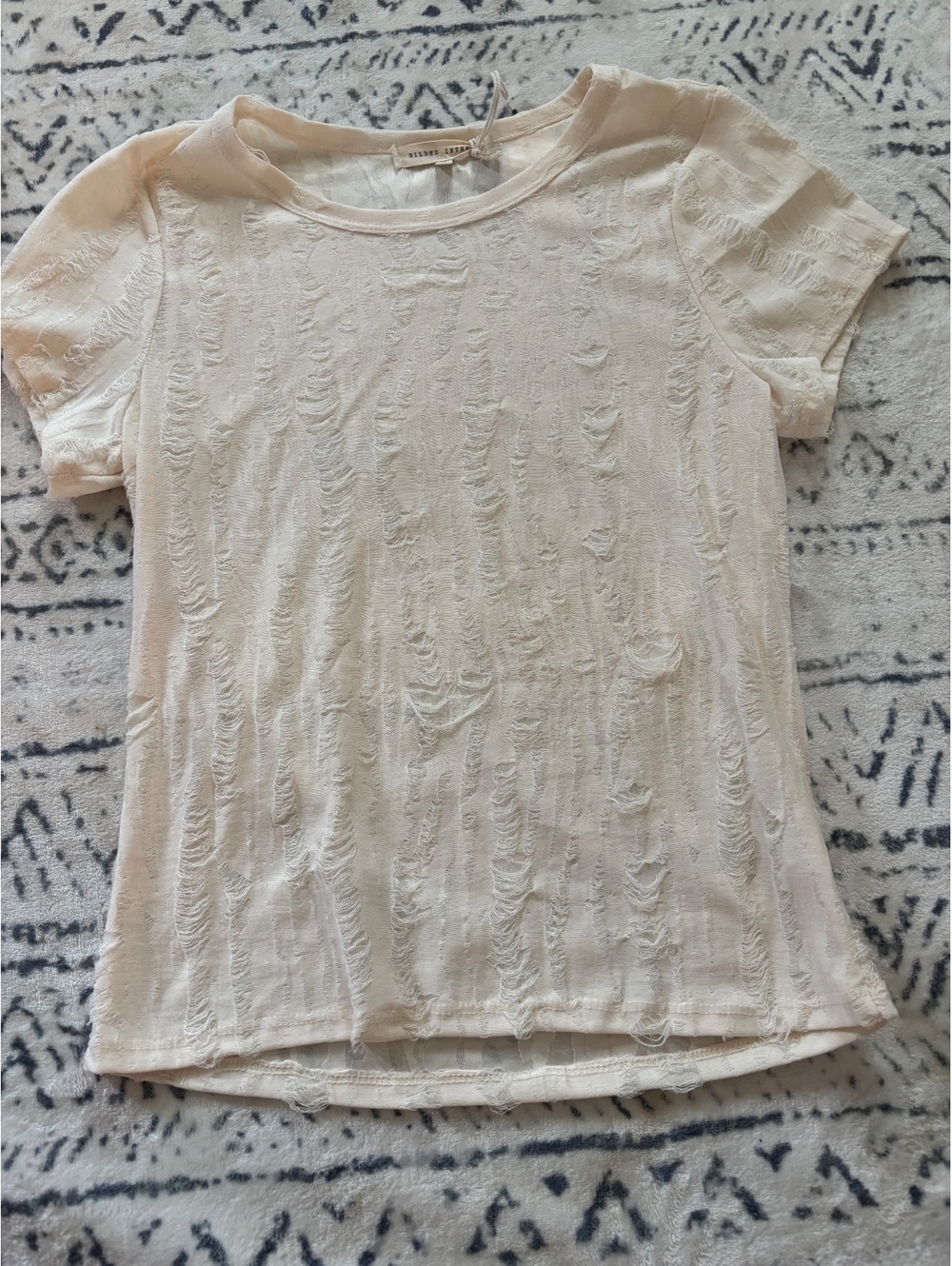 Gilded Intent Women's Cream Textured Short Sleeve Top Size M